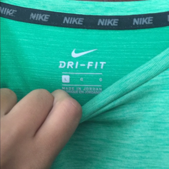 Nike Tee - Picture 2 of 2